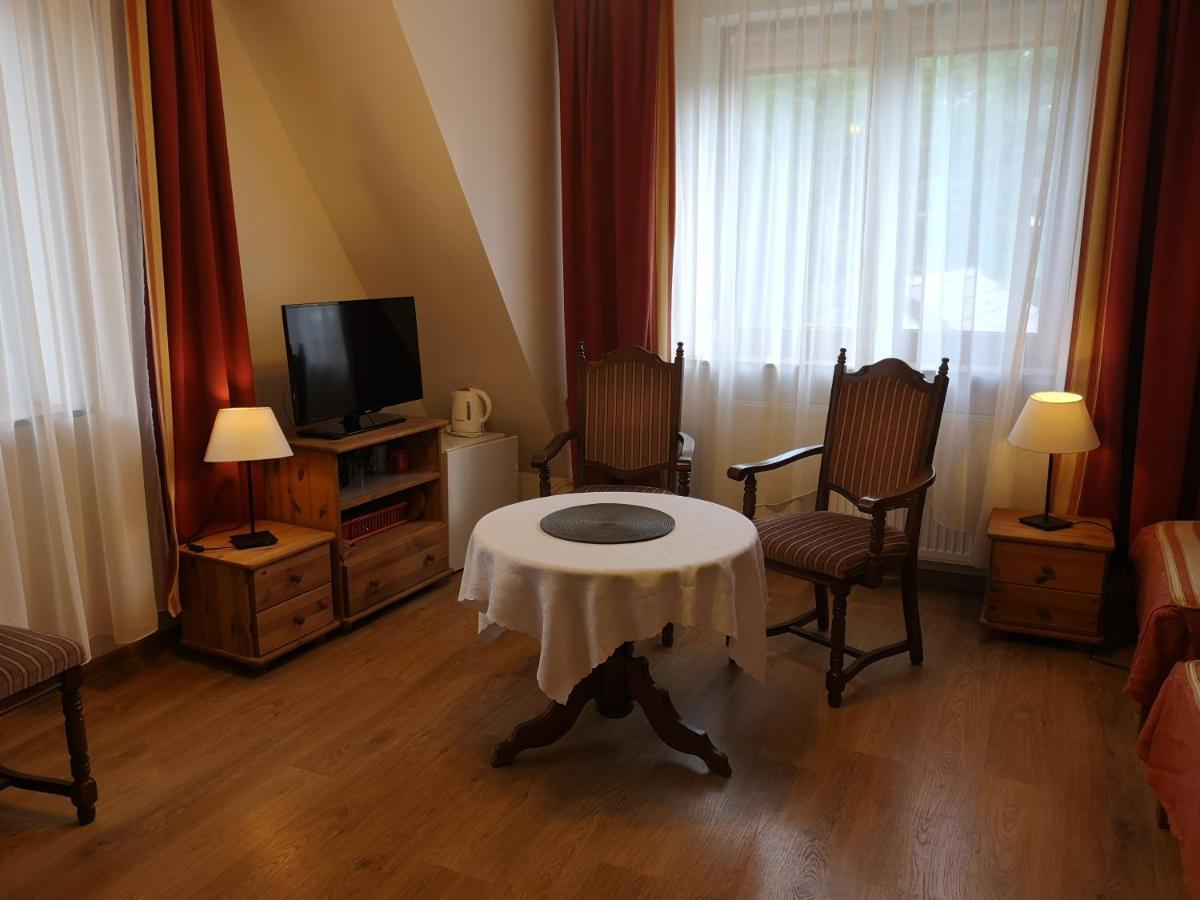 Apartamenty I Stylowe Pokoje Pobierowo Exterior foto